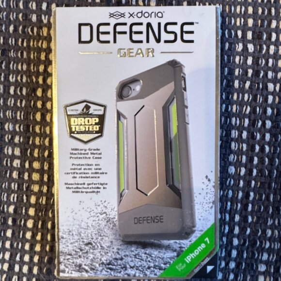 x-doria Defense Gear IPHONE 7 Case - Picture 1 of 4
